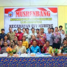 Asisten II Setda Mura Hadiri Musrenbang di Kecamatan Uut Murung